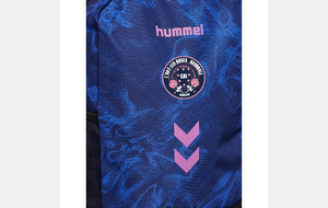 Sac a dos HUMMEL Marine et rose 28L : REF - 236808